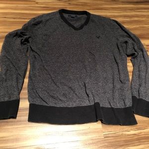 Men’s sweater.